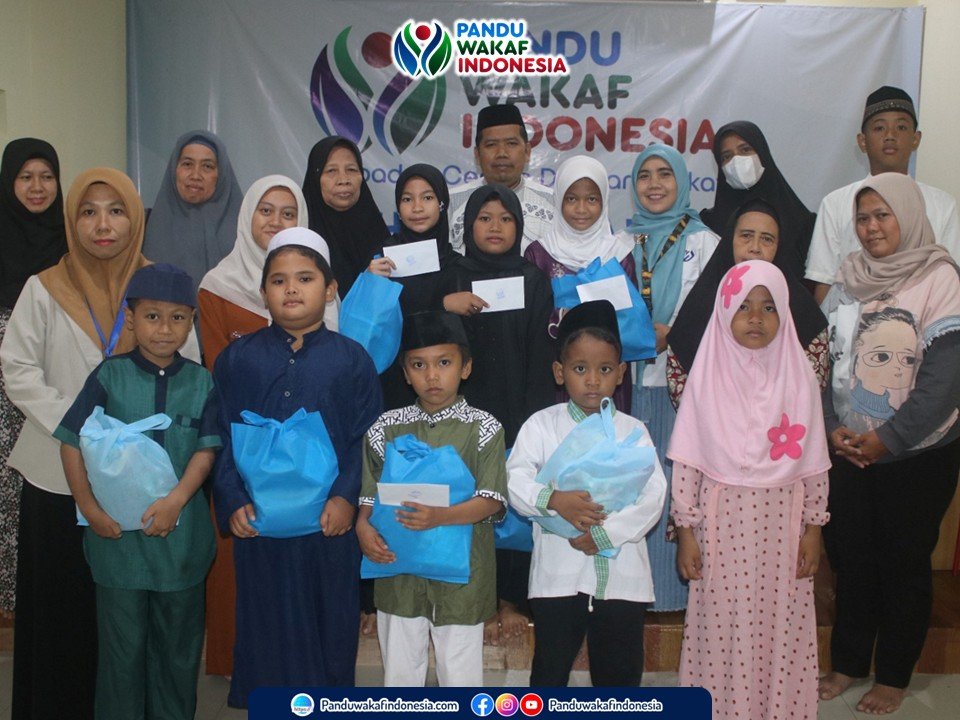 Yayasan Pandu Wakaf Indonesia dalam rangka memperingati Maulid Nabi Muhammad SAW serta santunan Yatim dan Dhuafa binaan Yayasan.